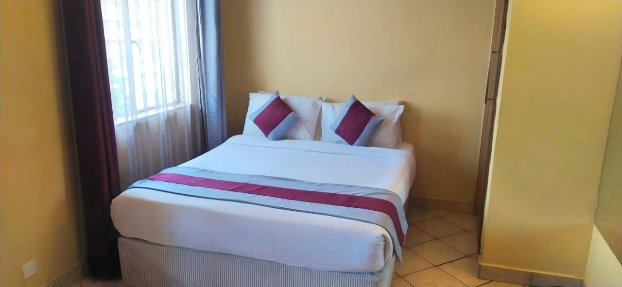 Plus254 Hotel Nairobi Esterno foto