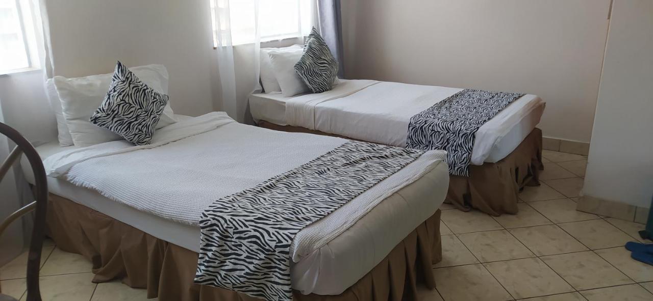 Plus254 Hotel Nairobi Esterno foto