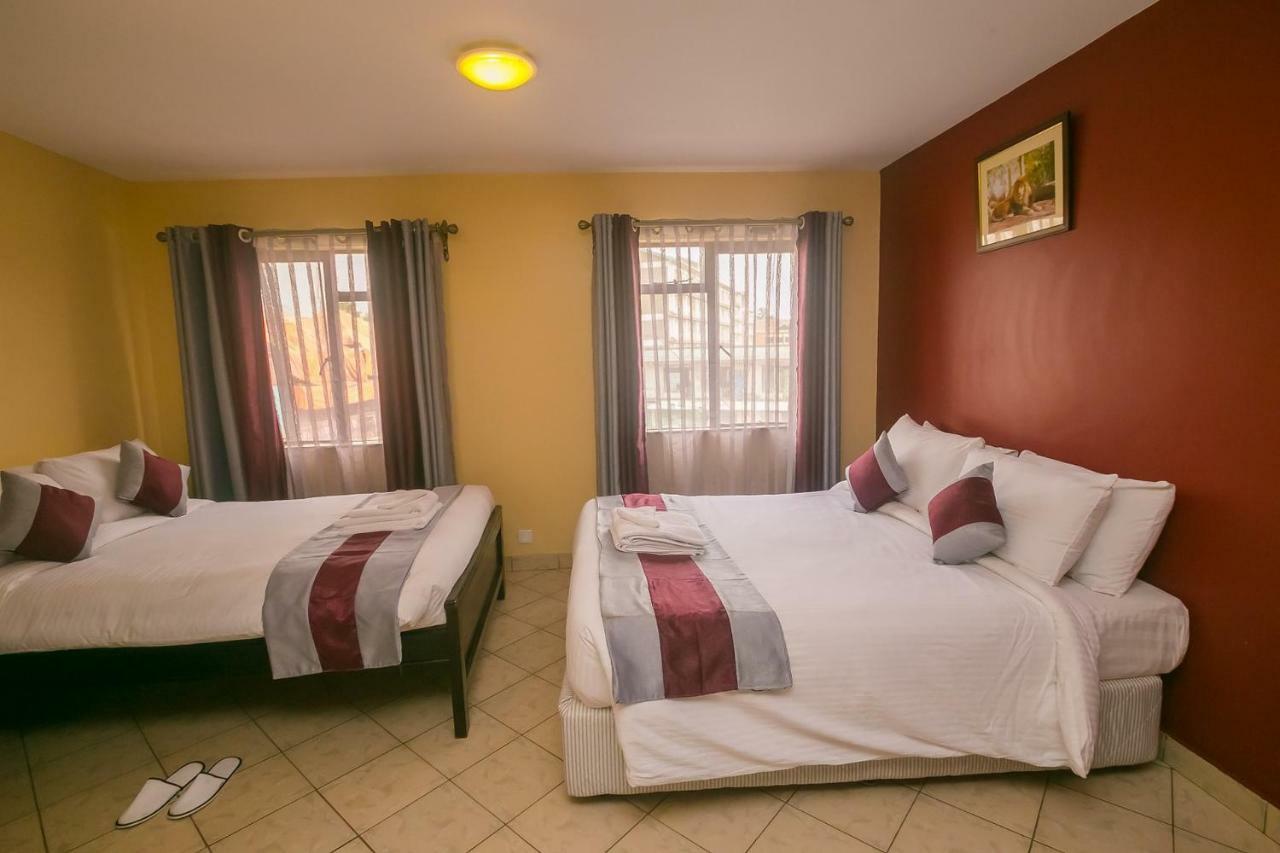 Plus254 Hotel Nairobi Esterno foto