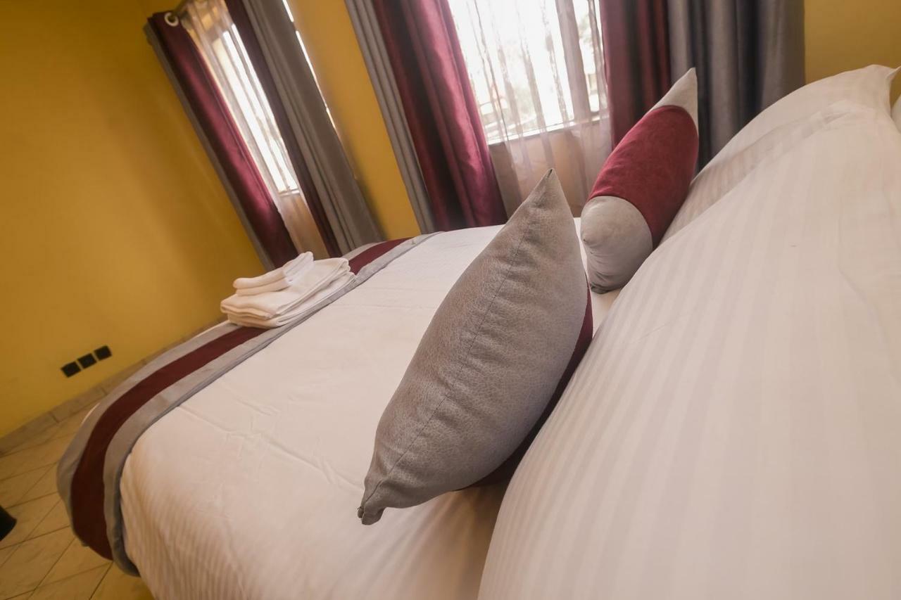 Plus254 Hotel Nairobi Esterno foto