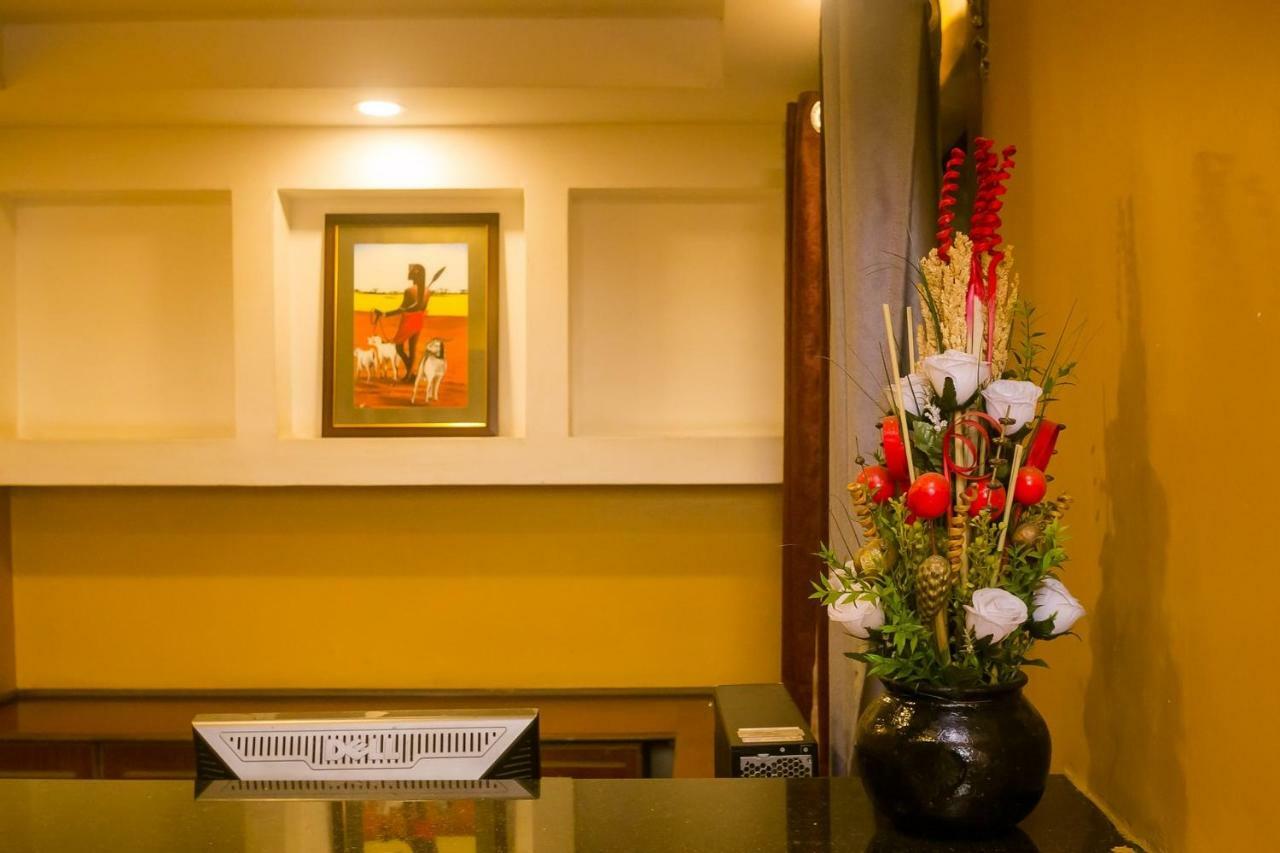 Plus254 Hotel Nairobi Esterno foto